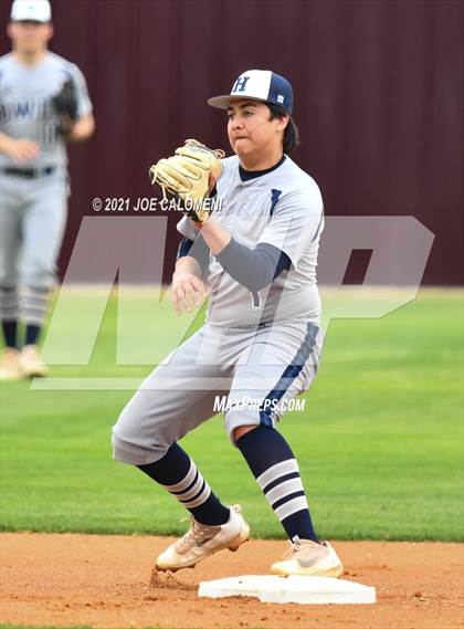 Thumbnail 3 in John Paul II vs Hondo (Comal Clash Tournament) photogallery.