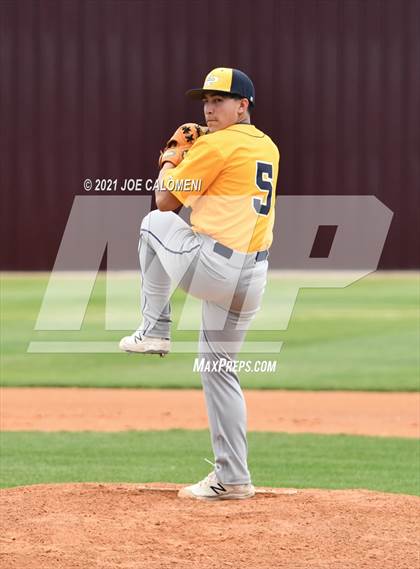 Thumbnail 1 in John Paul II vs Hondo (Comal Clash Tournament) photogallery.