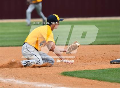 Thumbnail 2 in John Paul II vs Hondo (Comal Clash Tournament) photogallery.