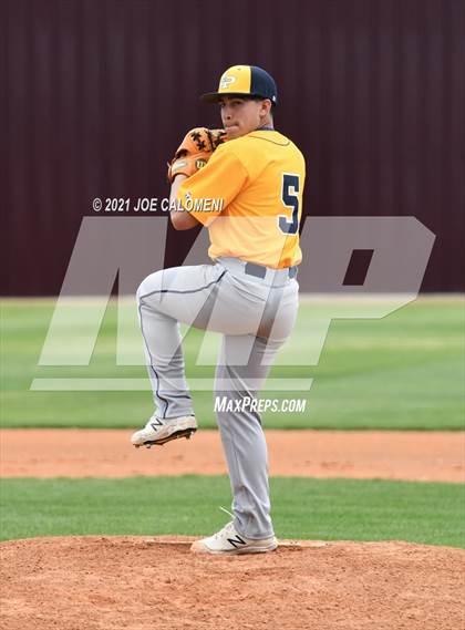 Thumbnail 2 in John Paul II vs Hondo (Comal Clash Tournament) photogallery.