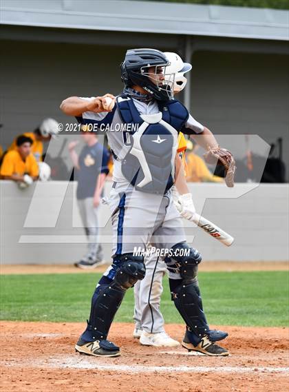 Thumbnail 2 in John Paul II vs Hondo (Comal Clash Tournament) photogallery.