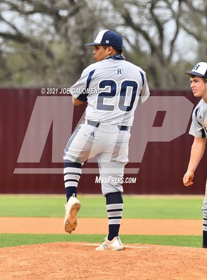 Thumbnail 2 in John Paul II vs Hondo (Comal Clash Tournament) photogallery.