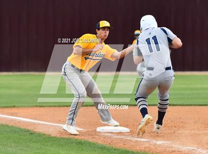 Thumbnail 3 in John Paul II vs Hondo (Comal Clash Tournament) photogallery.