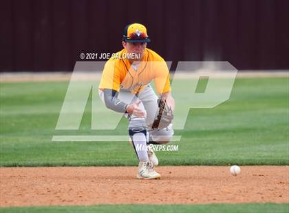 Thumbnail 1 in John Paul II vs Hondo (Comal Clash Tournament) photogallery.