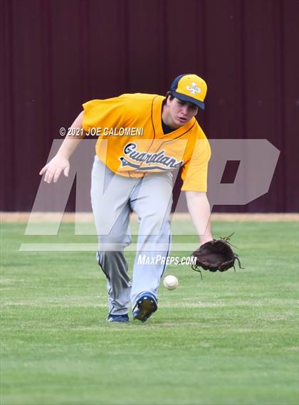 Thumbnail 3 in John Paul II vs Hondo (Comal Clash Tournament) photogallery.