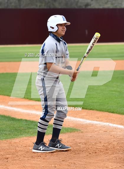 Thumbnail 2 in John Paul II vs Hondo (Comal Clash Tournament) photogallery.