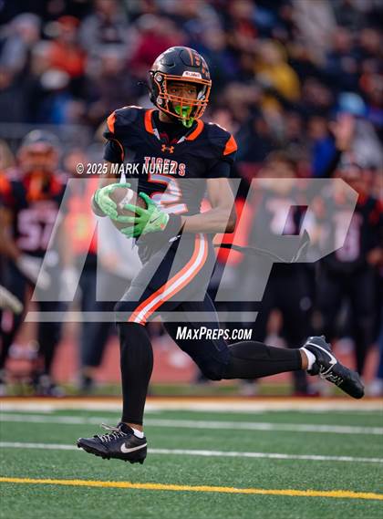 Thumbnail 3 in East Union @ Roseville (CIF SJS Division 4 Final) photogallery.