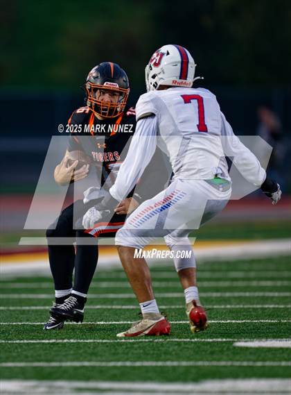 Thumbnail 3 in East Union @ Roseville (CIF SJS Division 4 Final) photogallery.