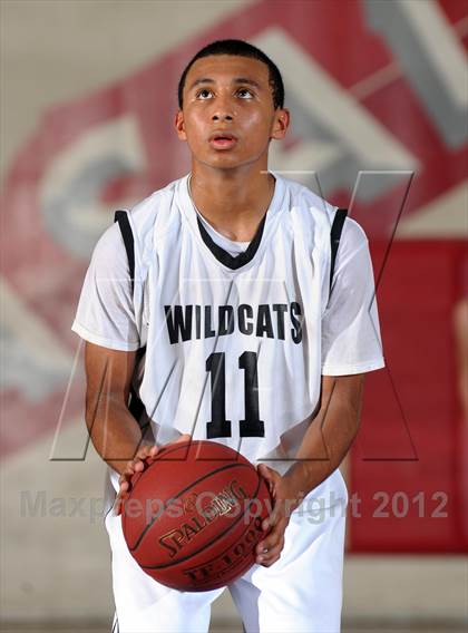 Thumbnail 1 in Muir vs. Renaissance Academy (Rose City Roundball Classic) photogallery.