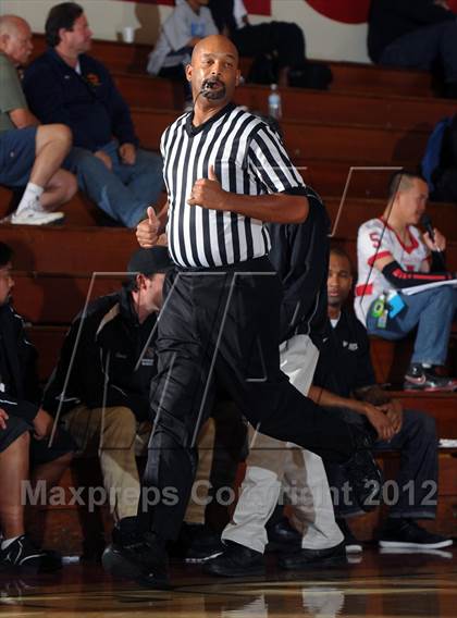 Thumbnail 1 in Muir vs. Renaissance Academy (Rose City Roundball Classic) photogallery.