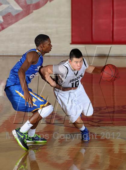 Thumbnail 2 in Muir vs. Renaissance Academy (Rose City Roundball Classic) photogallery.
