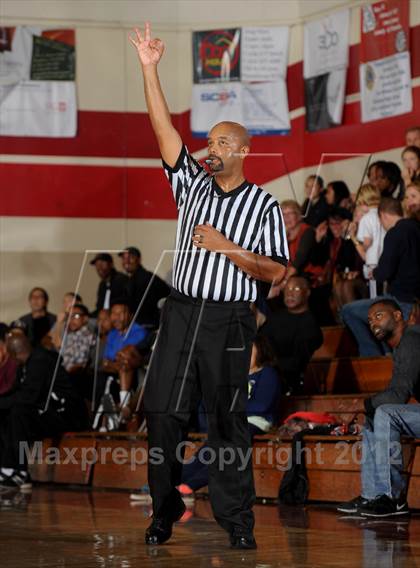 Thumbnail 2 in Muir vs. Renaissance Academy (Rose City Roundball Classic) photogallery.