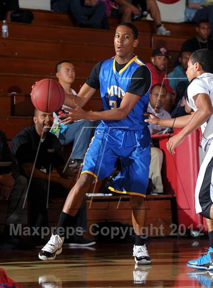 Thumbnail 1 in Muir vs. Renaissance Academy (Rose City Roundball Classic) photogallery.