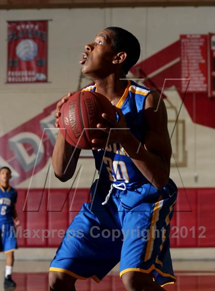 Thumbnail 3 in Muir vs. Renaissance Academy (Rose City Roundball Classic) photogallery.