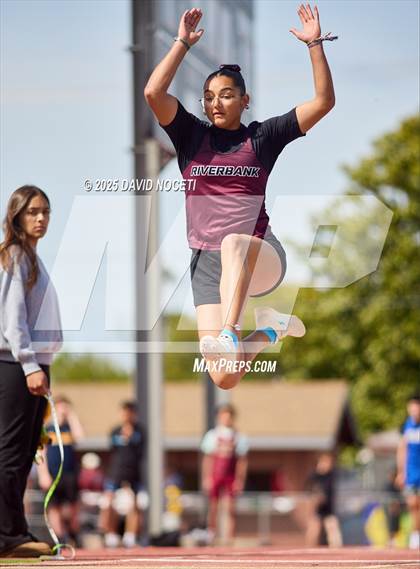 Thumbnail 2 in No Limit March Madness photogallery.