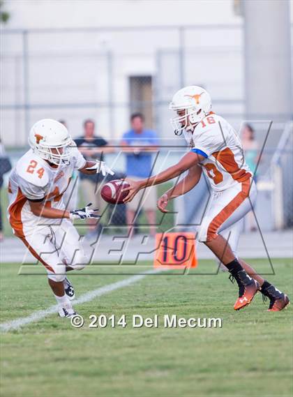 Thumbnail 3 in Lennard @ Newsome photogallery.