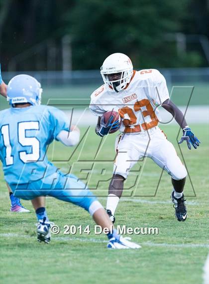 Thumbnail 3 in Lennard @ Newsome photogallery.