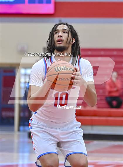 Thumbnail 1 in Fort Wayne Wayne vs. Bloomington North photogallery.