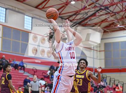 Thumbnail 1 in Fort Wayne Wayne vs. Bloomington North photogallery.