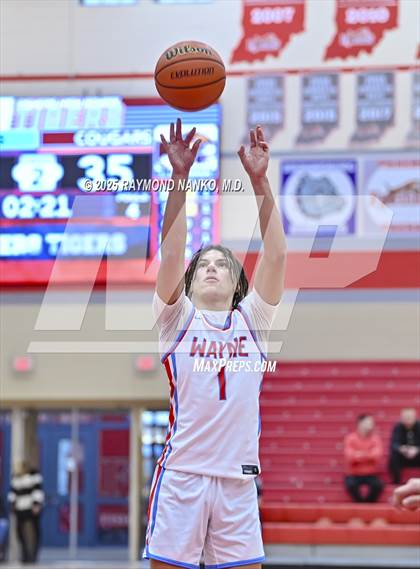 Thumbnail 1 in Fort Wayne Wayne vs. Bloomington North photogallery.