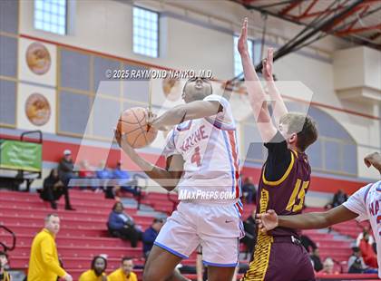 Thumbnail 2 in Fort Wayne Wayne vs. Bloomington North photogallery.