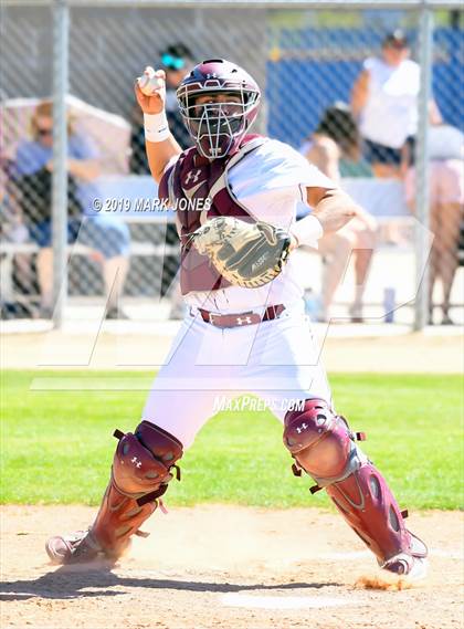 Thumbnail 3 in Fayetteville vs. Jenks (Coach Bob Invitational)  photogallery.