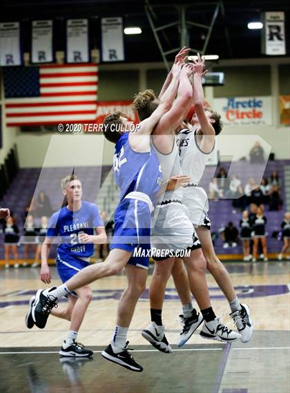 Thumbnail 3 in Pleasant Grove @ Riverton photogallery.