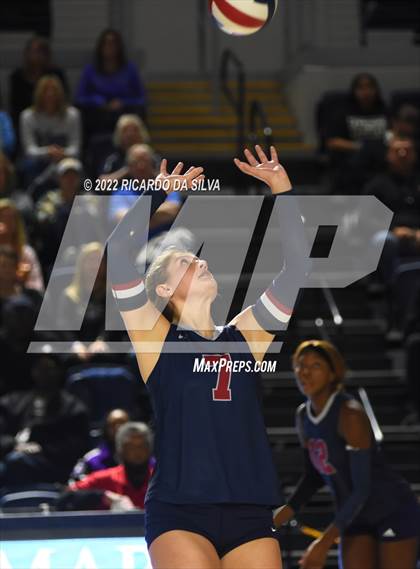 Thumbnail 1 in Tompkins vs Cinco Ranch (UIL 6A Region 3 & 4 Final) photogallery.