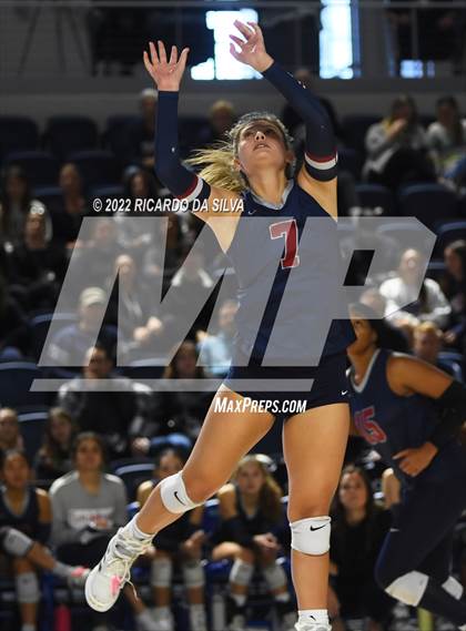 Thumbnail 3 in Tompkins vs Cinco Ranch (UIL 6A Region 3 & 4 Final) photogallery.