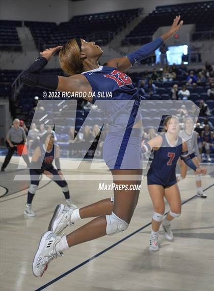 Thumbnail 1 in Tompkins vs Cinco Ranch (UIL 6A Region 3 & 4 Final) photogallery.