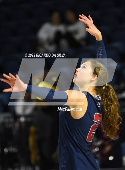Thumbnail 2 in Tompkins vs Cinco Ranch (UIL 6A Region 3 & 4 Final) photogallery.