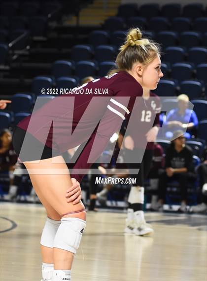 Thumbnail 3 in Tompkins vs Cinco Ranch (UIL 6A Region 3 & 4 Final) photogallery.