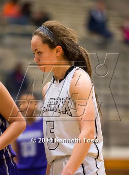Thumbnail 2 in Clark vs. Warren photogallery.