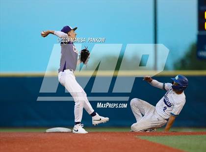 Thumbnail 2 in Christian Brothers Academy vs Cicero-North Syracuse (NYSPHSAA Section 3 AAA Final) photogallery.