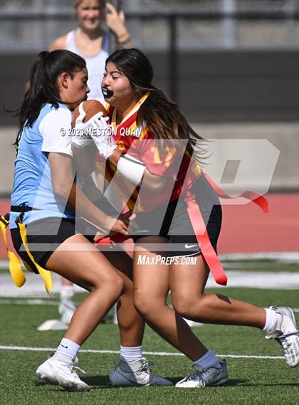 Thumbnail 1 in Villa Park vs. El Modena photogallery.