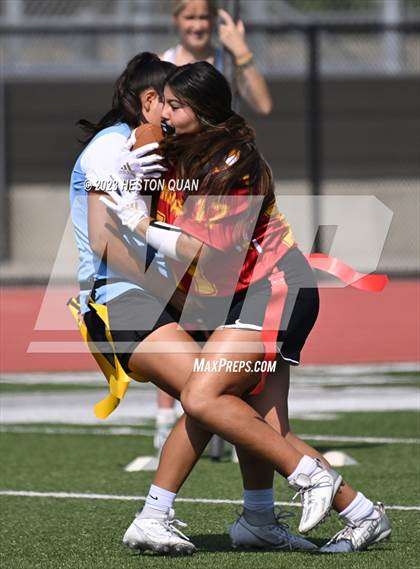 Thumbnail 2 in Villa Park vs. El Modena photogallery.