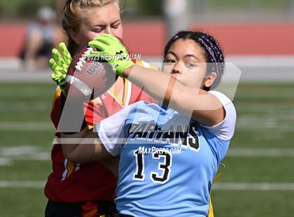 Thumbnail 1 in Villa Park vs. El Modena photogallery.