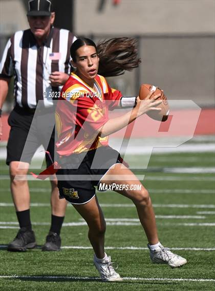 Thumbnail 1 in Villa Park vs. El Modena photogallery.
