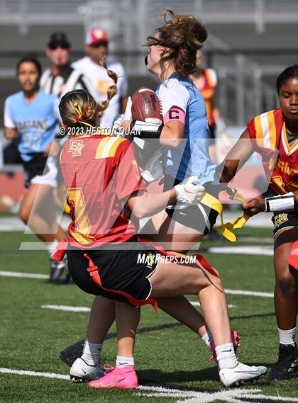 Thumbnail 1 in Villa Park vs. El Modena photogallery.