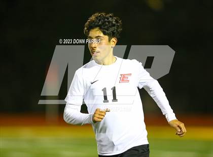 Thumbnail 1 in Etiwanda @ Damien photogallery.