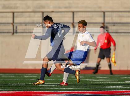 Thumbnail 3 in Vincent Memorial vs. West Shores (CIF SDS D5 Final) photogallery.