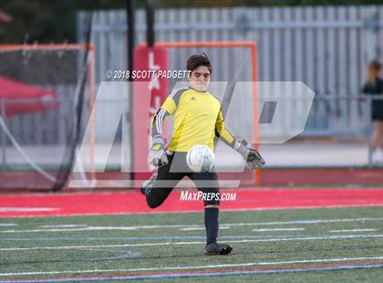 Thumbnail 2 in Vincent Memorial vs. West Shores (CIF SDS D5 Final) photogallery.