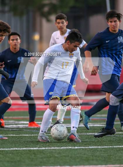 Thumbnail 2 in Vincent Memorial vs. West Shores (CIF SDS D5 Final) photogallery.