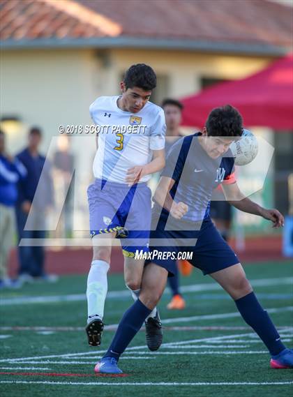 Thumbnail 3 in Vincent Memorial vs. West Shores (CIF SDS D5 Final) photogallery.
