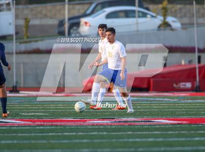 Thumbnail 2 in Vincent Memorial vs. West Shores (CIF SDS D5 Final) photogallery.