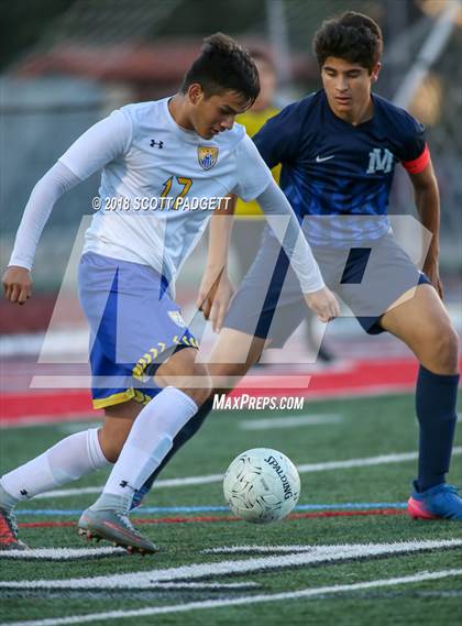 Thumbnail 3 in Vincent Memorial vs. West Shores (CIF SDS D5 Final) photogallery.