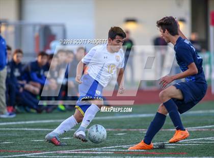 Thumbnail 3 in Vincent Memorial vs. West Shores (CIF SDS D5 Final) photogallery.
