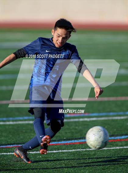 Thumbnail 2 in Vincent Memorial vs. West Shores (CIF SDS D5 Final) photogallery.