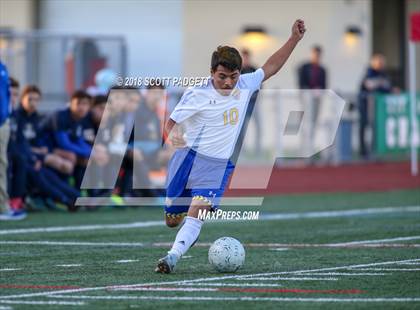 Thumbnail 2 in Vincent Memorial vs. West Shores (CIF SDS D5 Final) photogallery.