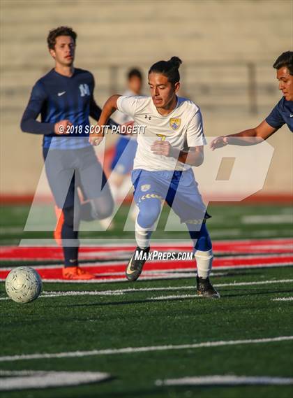 Thumbnail 3 in Vincent Memorial vs. West Shores (CIF SDS D5 Final) photogallery.